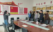 学习“两会”精神  履行好教书育人职责