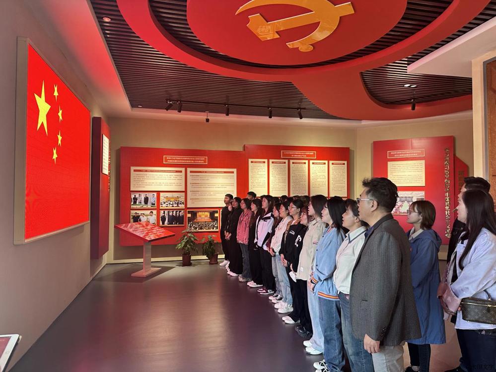 图示, 示意图

中度可信度描述已自动生成:ver1