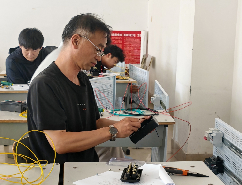 图片2 图片2