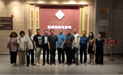 严肃政治生活，再创丰功伟业